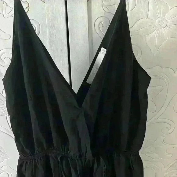 Black Jumpsuit Romper Flowy Open Slit Leg Boho Coastal Beach Resortwear Sz M - Picture 2 of 8